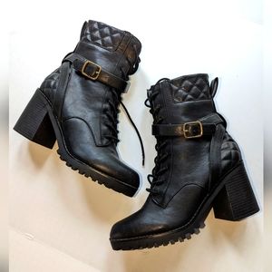 Express Size 10 Quilted Booties
